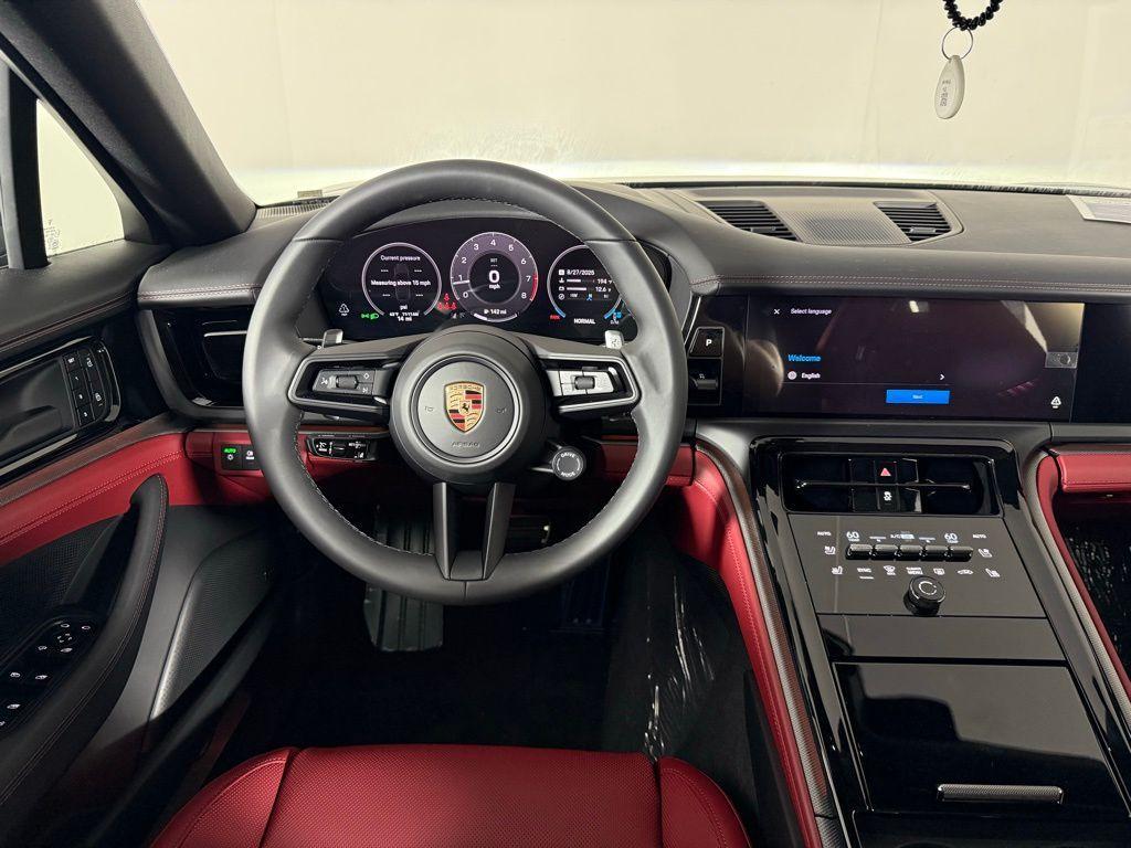 new 2025 Porsche Panamera car