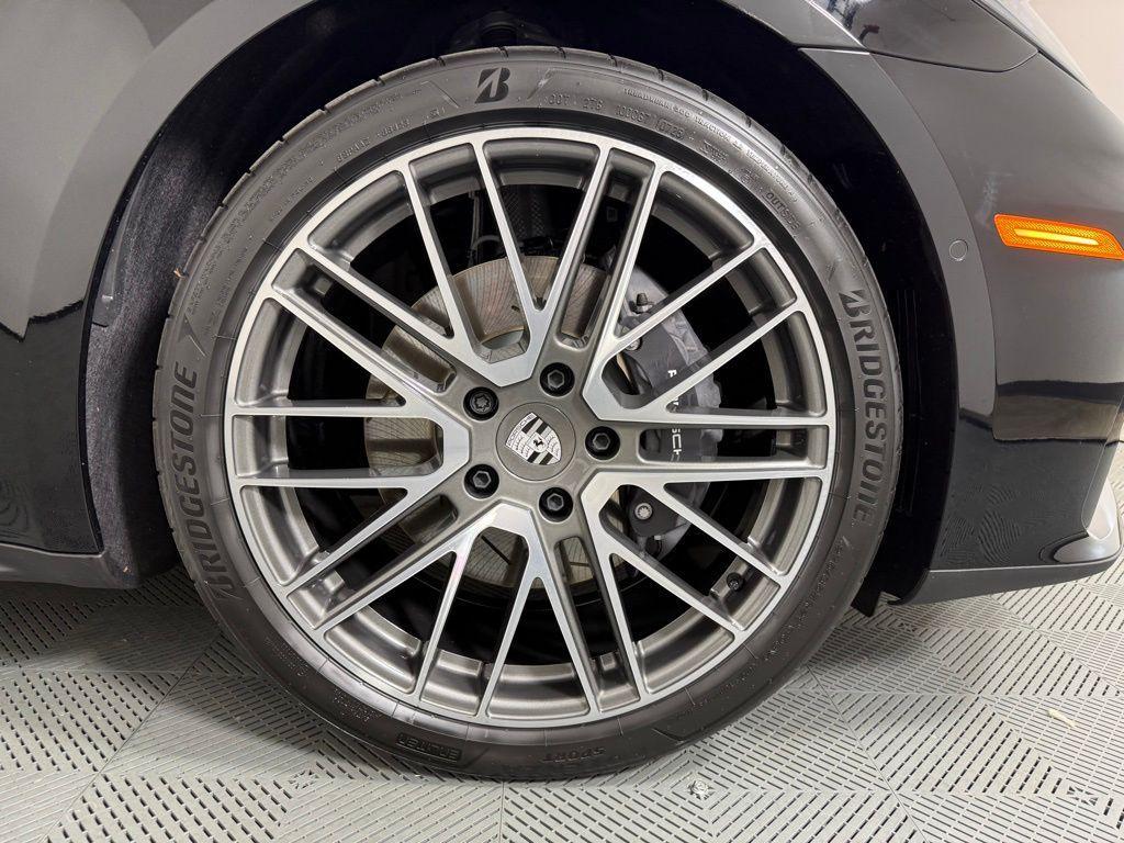 new 2025 Porsche Panamera car, priced at $128,075