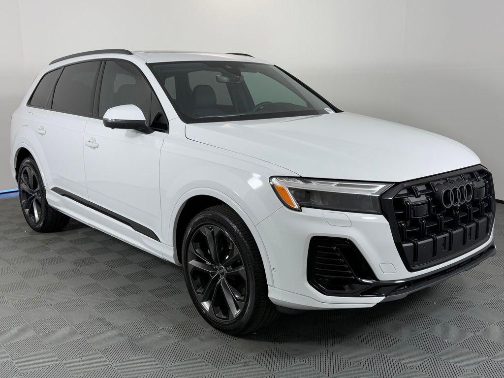 used 2025 Audi Q7 car, priced at $55,995