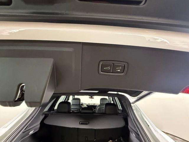 new 2025 Porsche Cayenne car, priced at $103,725