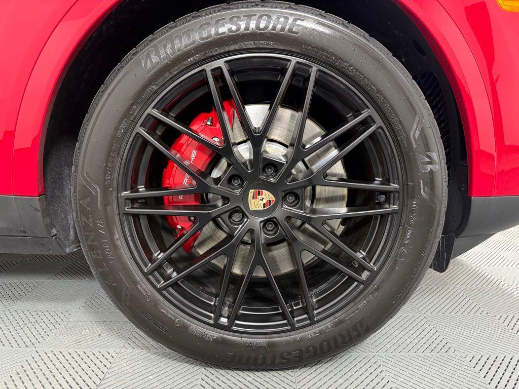 used 2025 Porsche Cayenne car, priced at $131,995