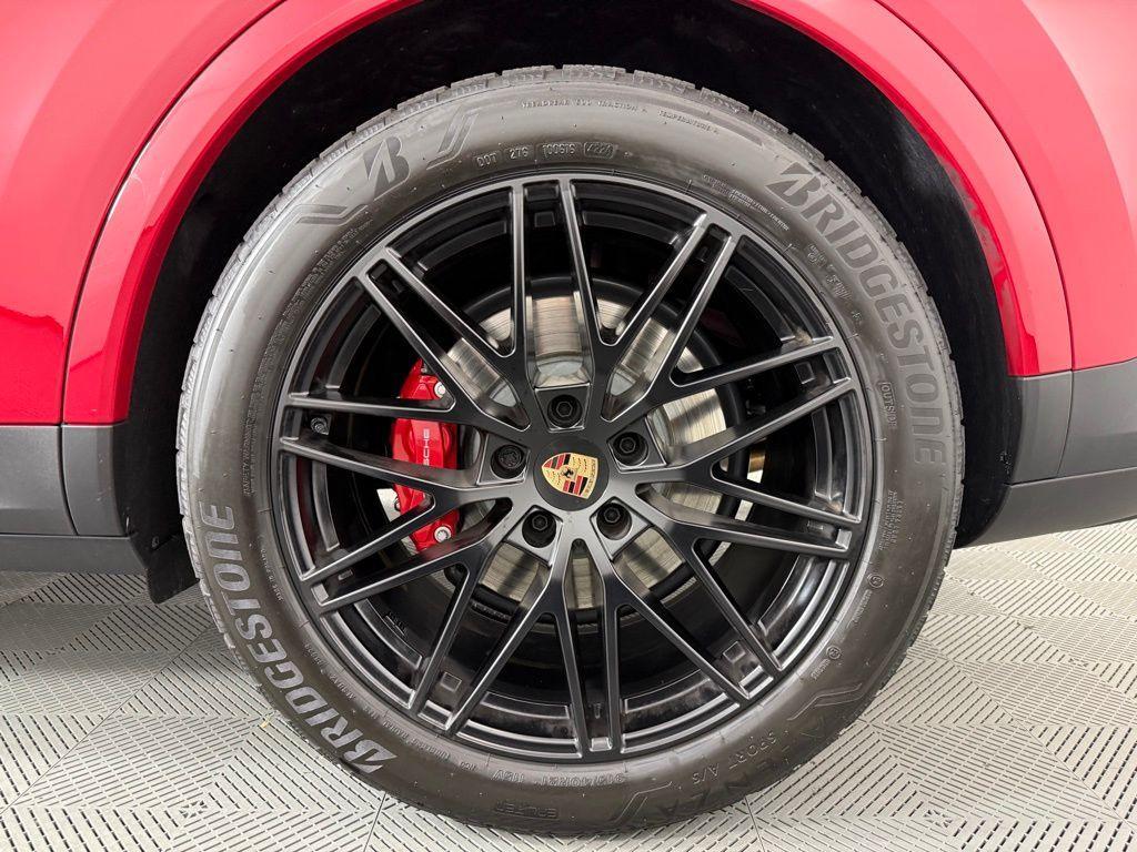 used 2025 Porsche Cayenne car, priced at $131,995