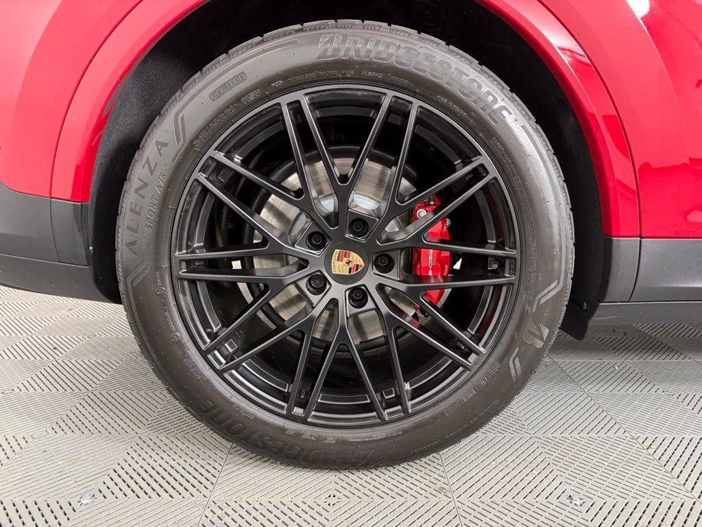 used 2025 Porsche Cayenne car, priced at $131,995