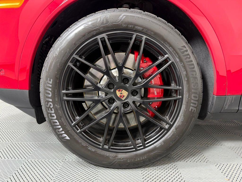 used 2025 Porsche Cayenne car, priced at $131,995