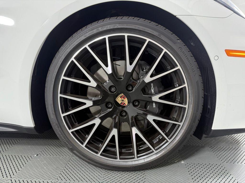 new 2025 Porsche Panamera car, priced at $131,505