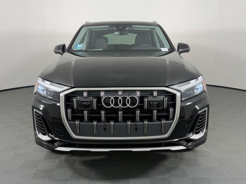 used 2025 Audi Q7 car, priced at $58,495