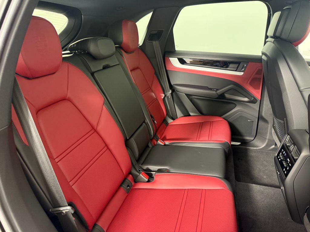 new 2025 Porsche Cayenne car, priced at $134,665