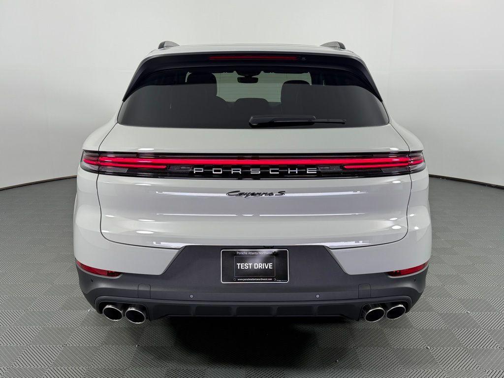 new 2025 Porsche Cayenne car, priced at $134,665