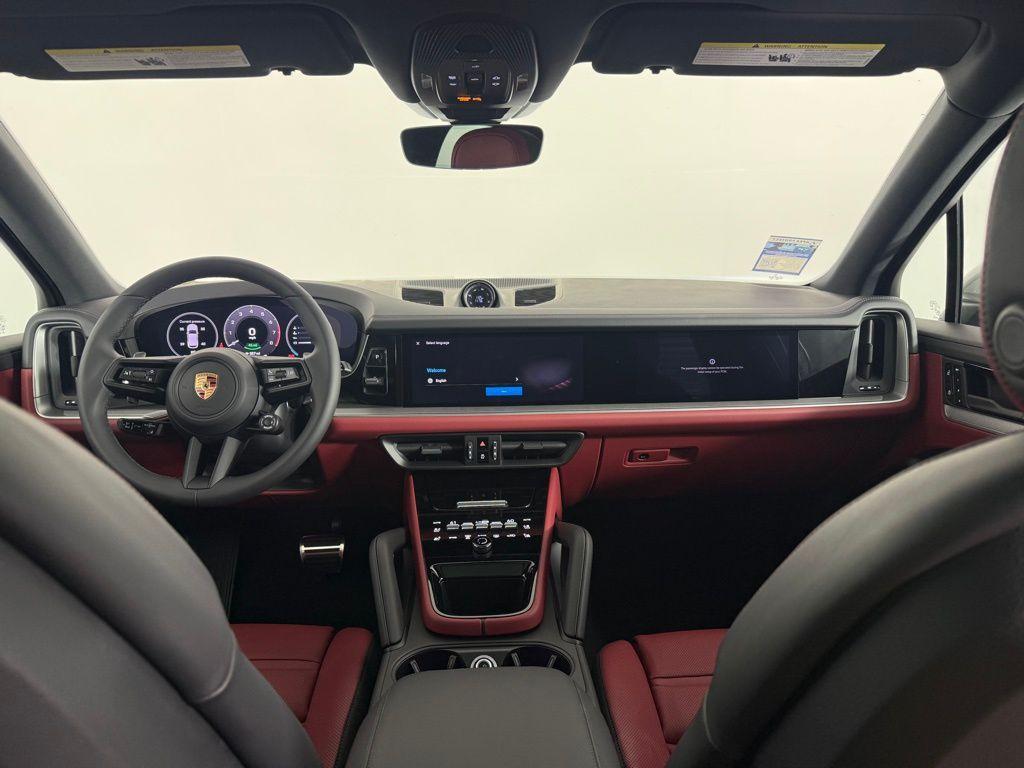 new 2025 Porsche Cayenne car, priced at $134,665