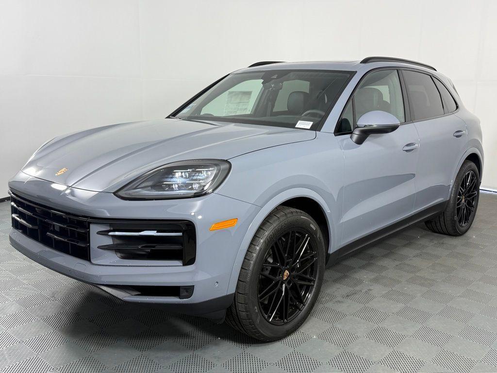 new 2025 Porsche Cayenne car, priced at $102,655