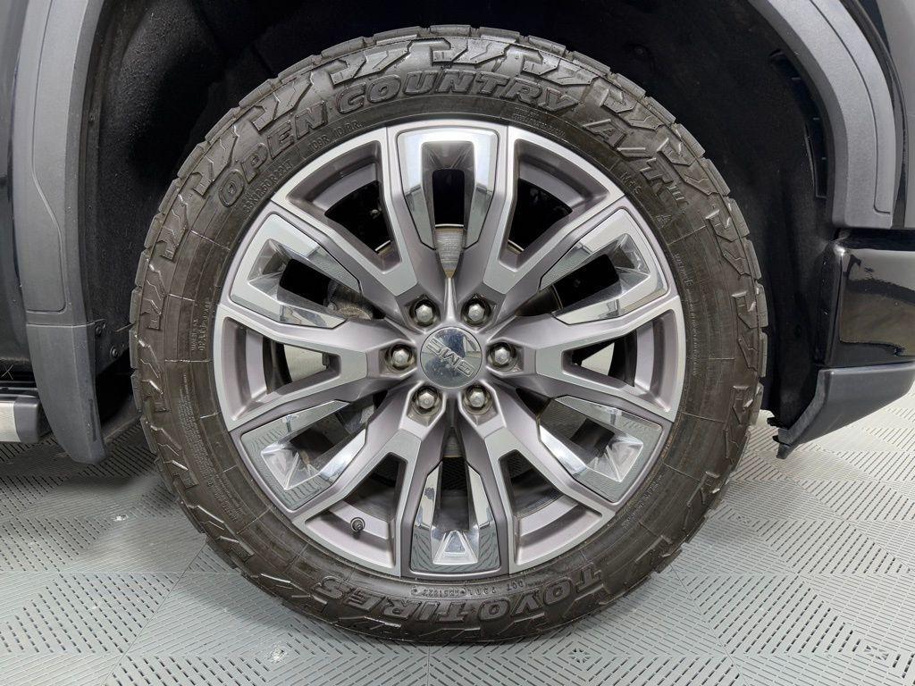 used 2023 GMC Sierra 1500 car, priced at $42,495