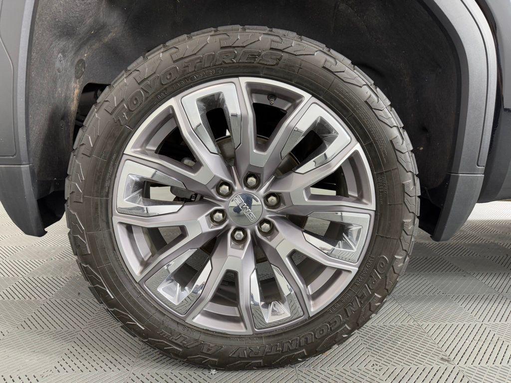 used 2023 GMC Sierra 1500 car, priced at $42,495