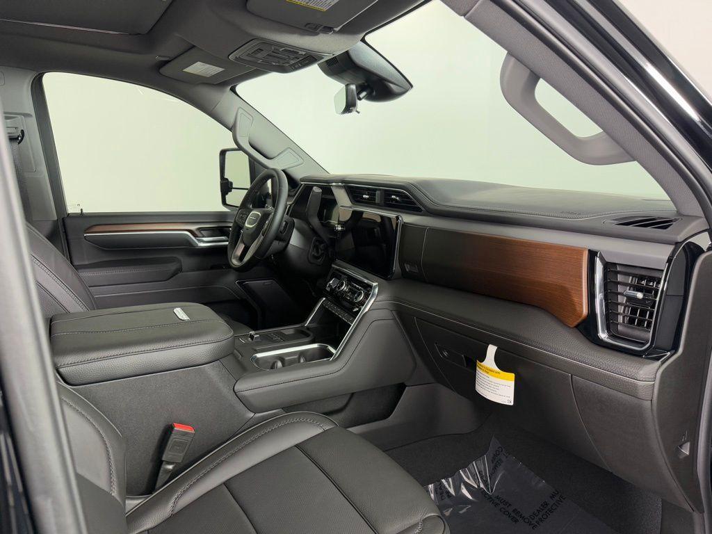 used 2025 GMC Sierra 2500 car, priced at $76,995