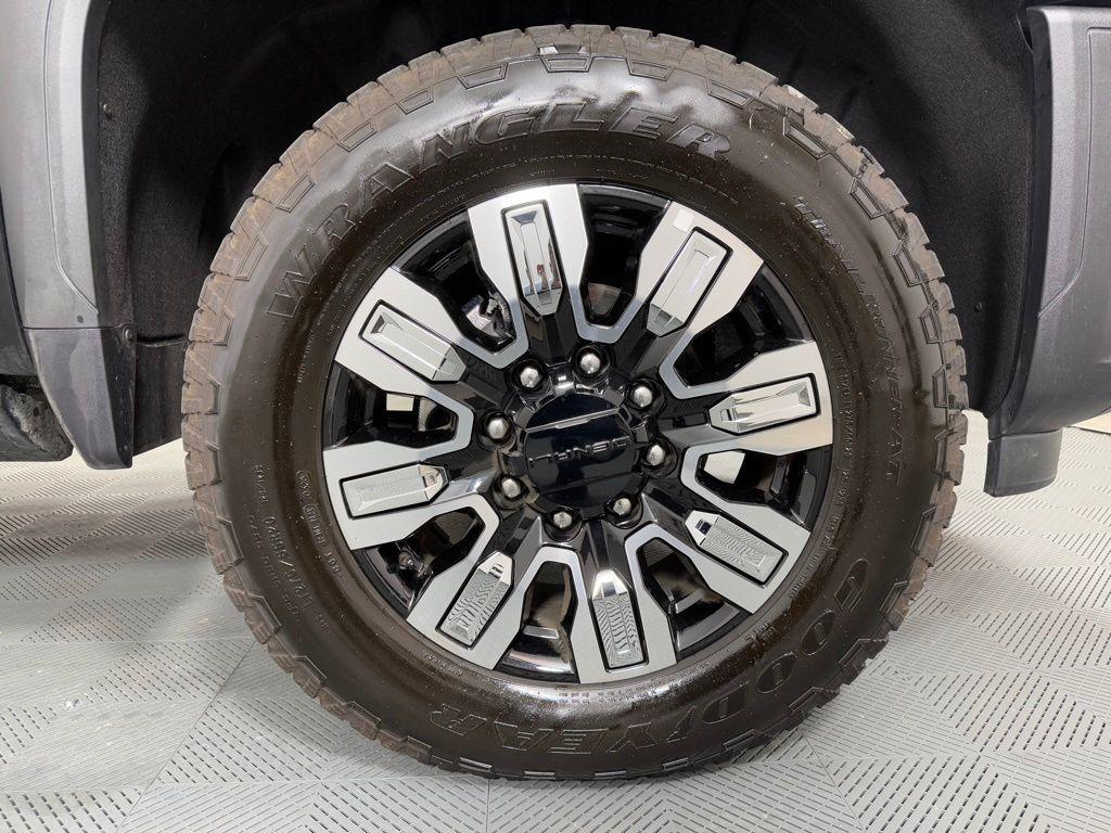 used 2025 GMC Sierra 2500 car, priced at $76,995