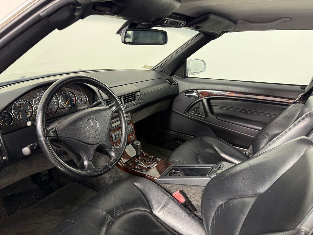 used 2000 Mercedes-Benz SL-Class car, priced at $9,995