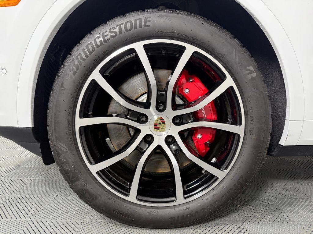 used 2024 Porsche Cayenne car, priced at $111,995