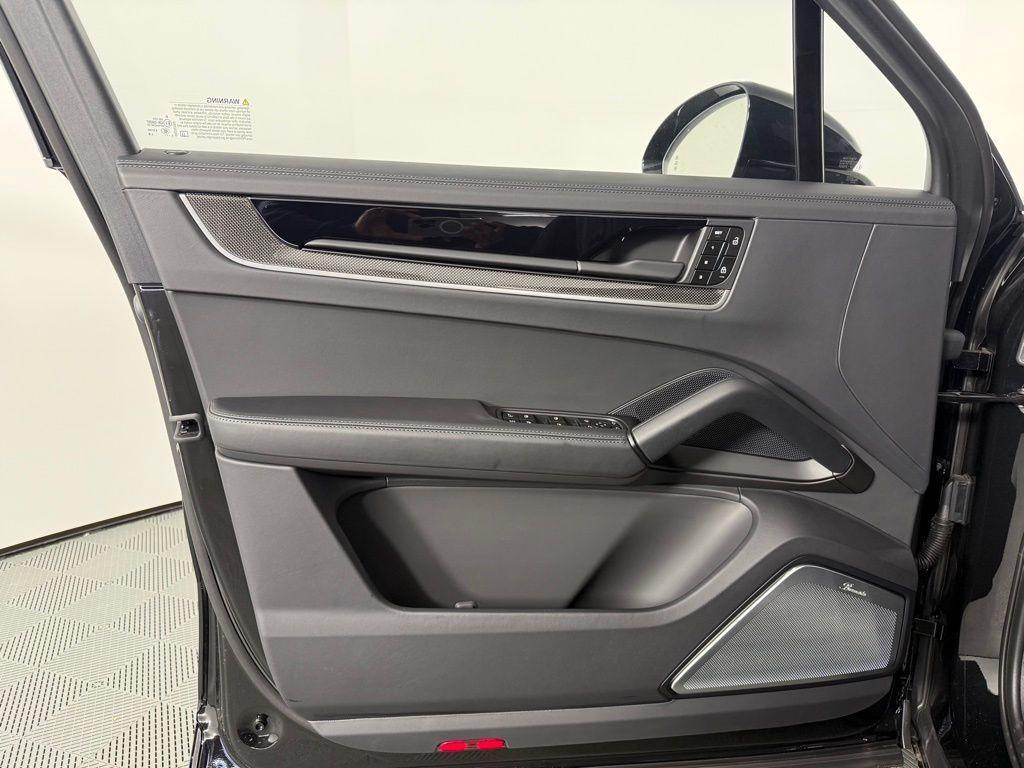 new 2026 Porsche Cayenne car