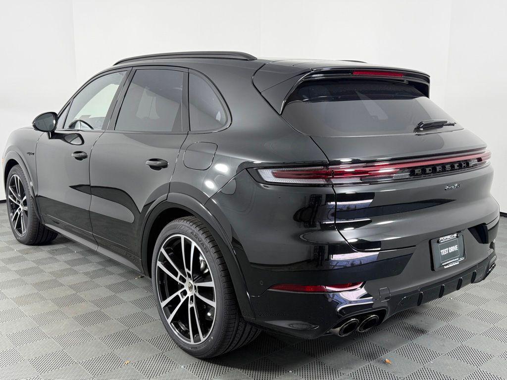 new 2026 Porsche Cayenne car