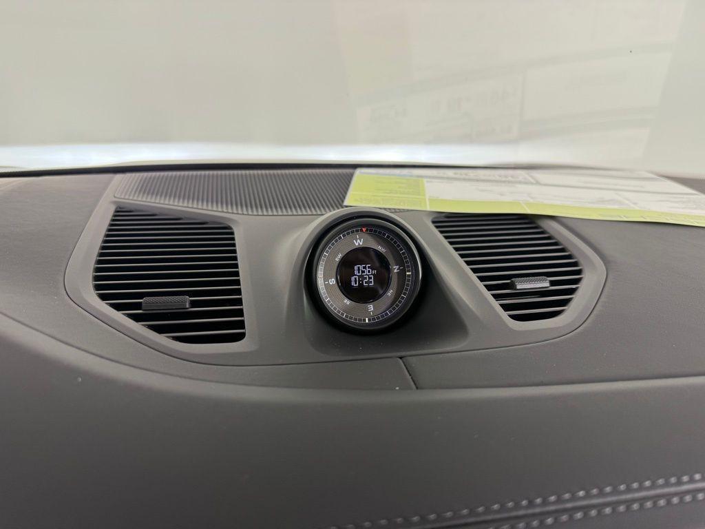 new 2026 Porsche Cayenne car