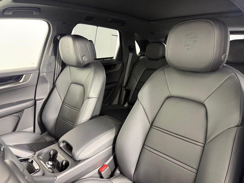 new 2026 Porsche Cayenne car