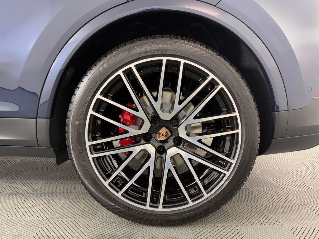 new 2026 Porsche Cayenne car