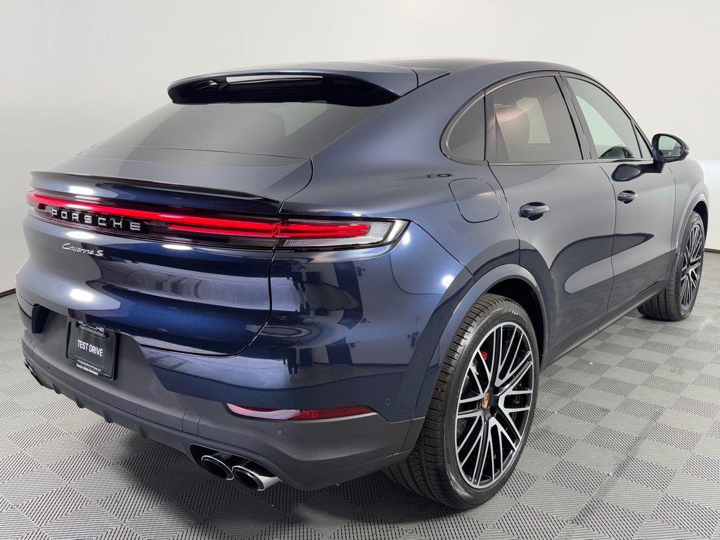 new 2026 Porsche Cayenne car