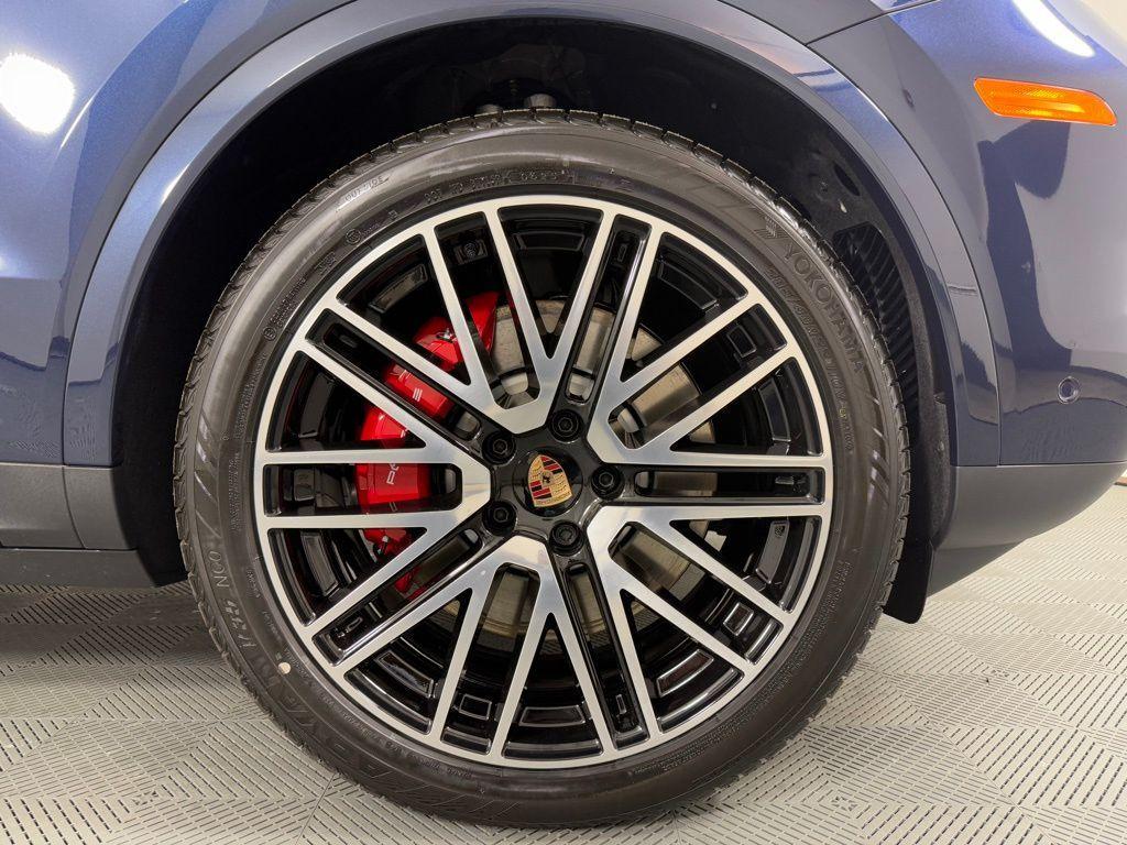 new 2026 Porsche Cayenne car