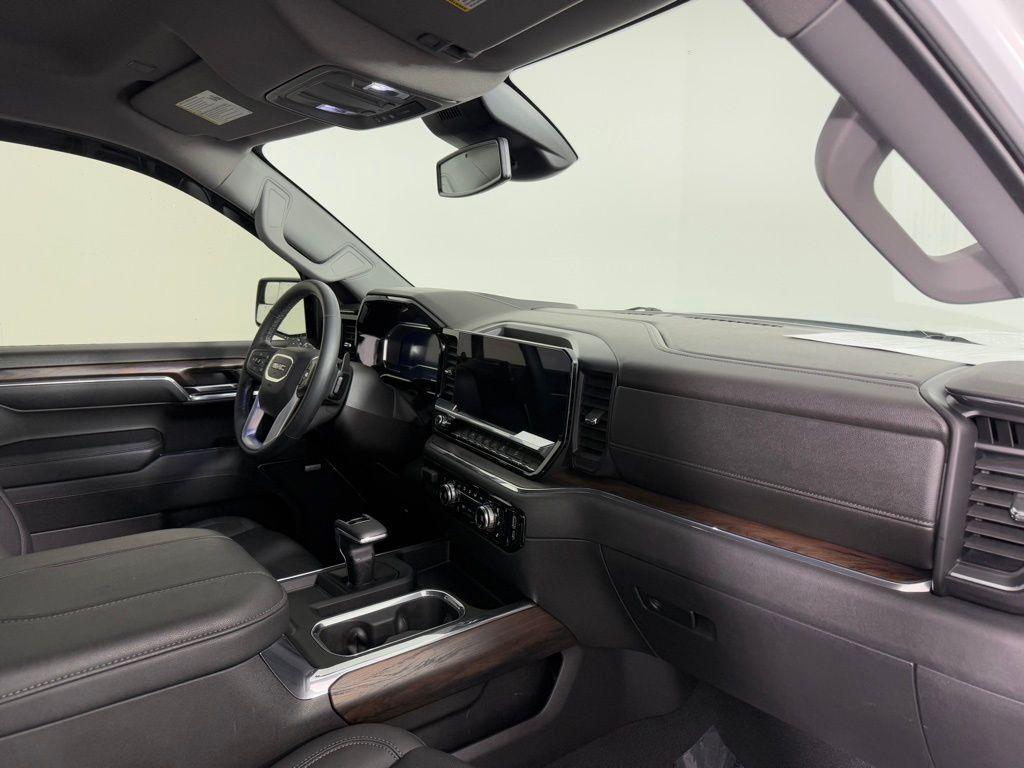 used 2024 GMC Sierra 1500 car, priced at $47,995