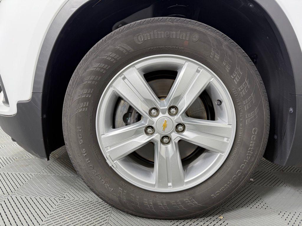 used 2021 Chevrolet Trax car, priced at $13,995
