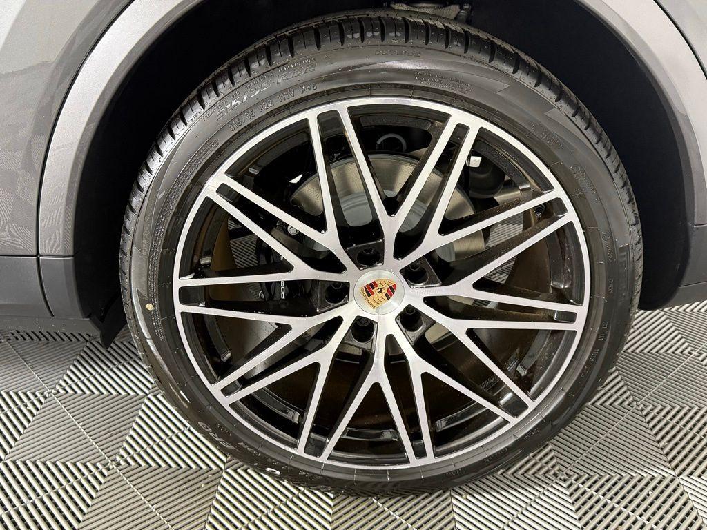 new 2026 Porsche Cayenne car, priced at $131,450