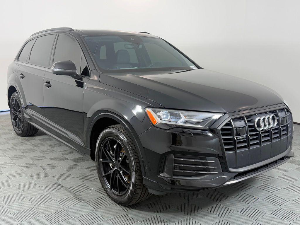 used 2021 Audi Q7 car, priced at $30,995