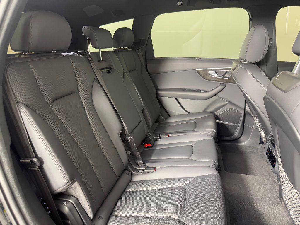 used 2021 Audi Q7 car, priced at $30,995