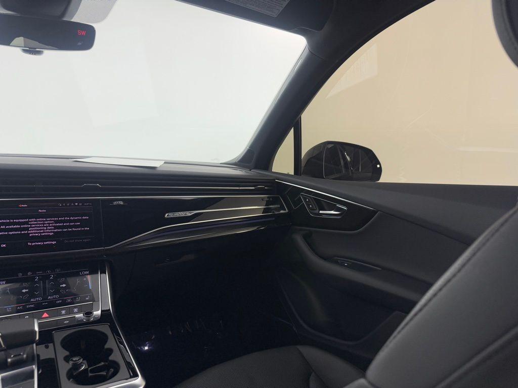 used 2021 Audi Q7 car, priced at $30,995