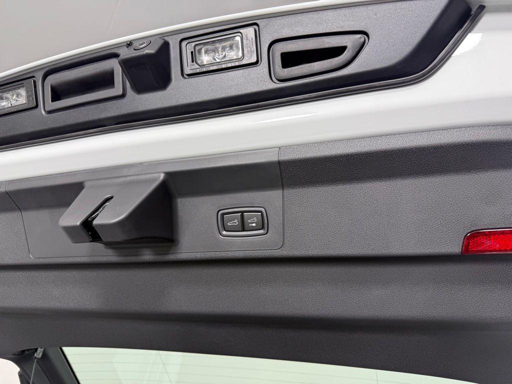 new 2026 Porsche Panamera car, priced at $144,920