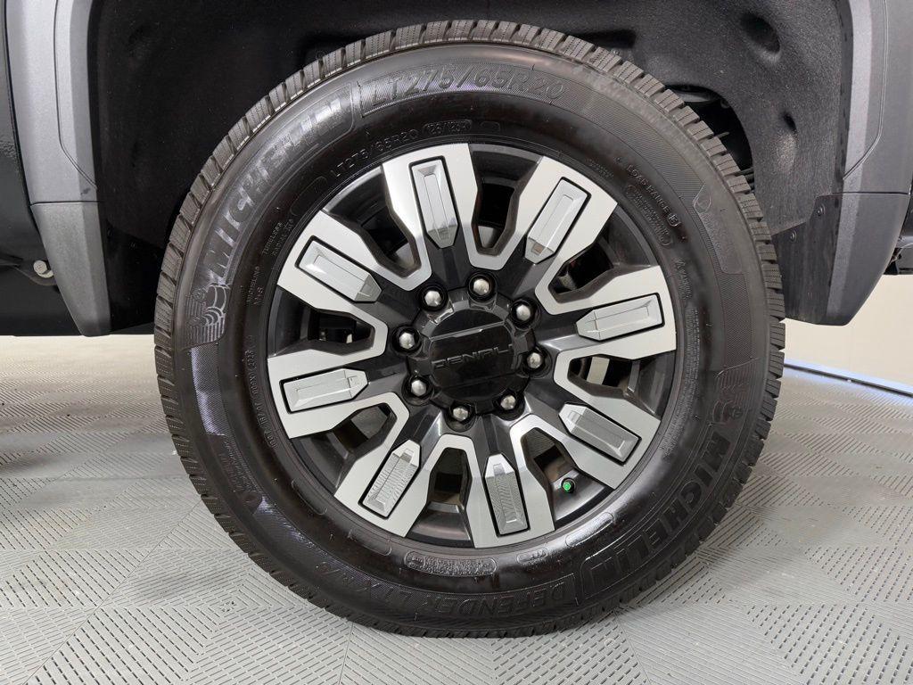 used 2024 GMC Sierra 2500 car, priced at $71,495