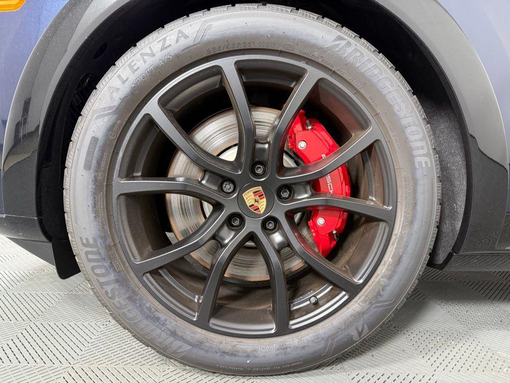 new 2025 Porsche Cayenne car, priced at $164,605