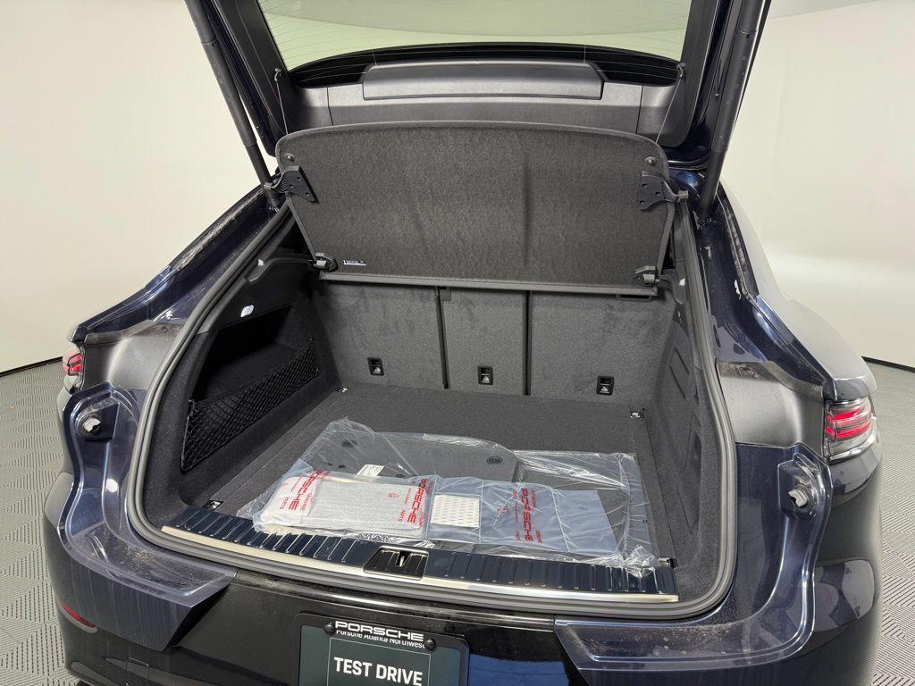 new 2025 Porsche Cayenne car, priced at $164,605