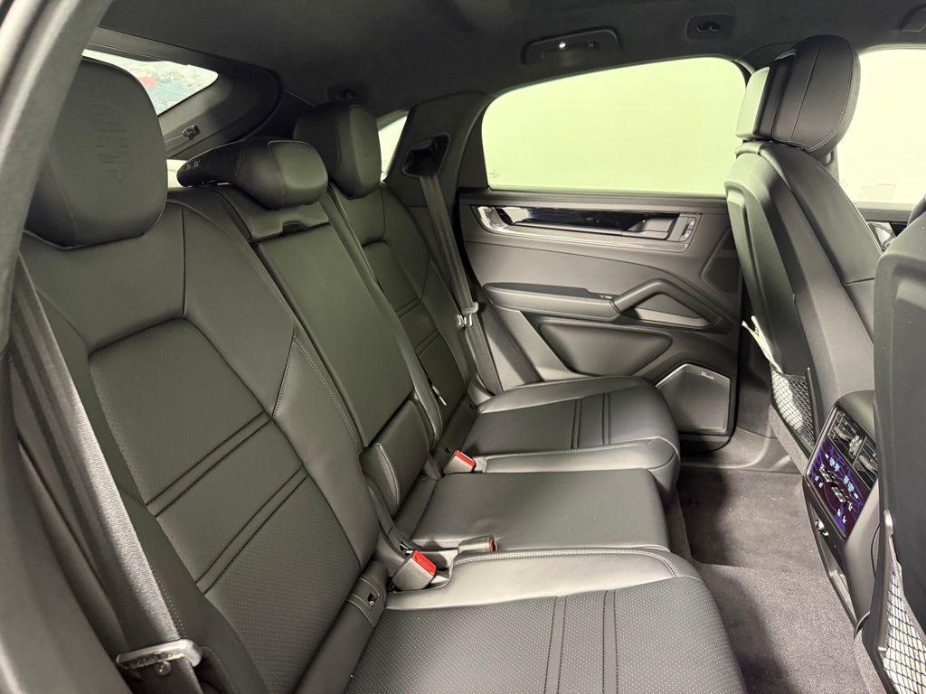 new 2025 Porsche Cayenne car, priced at $164,605