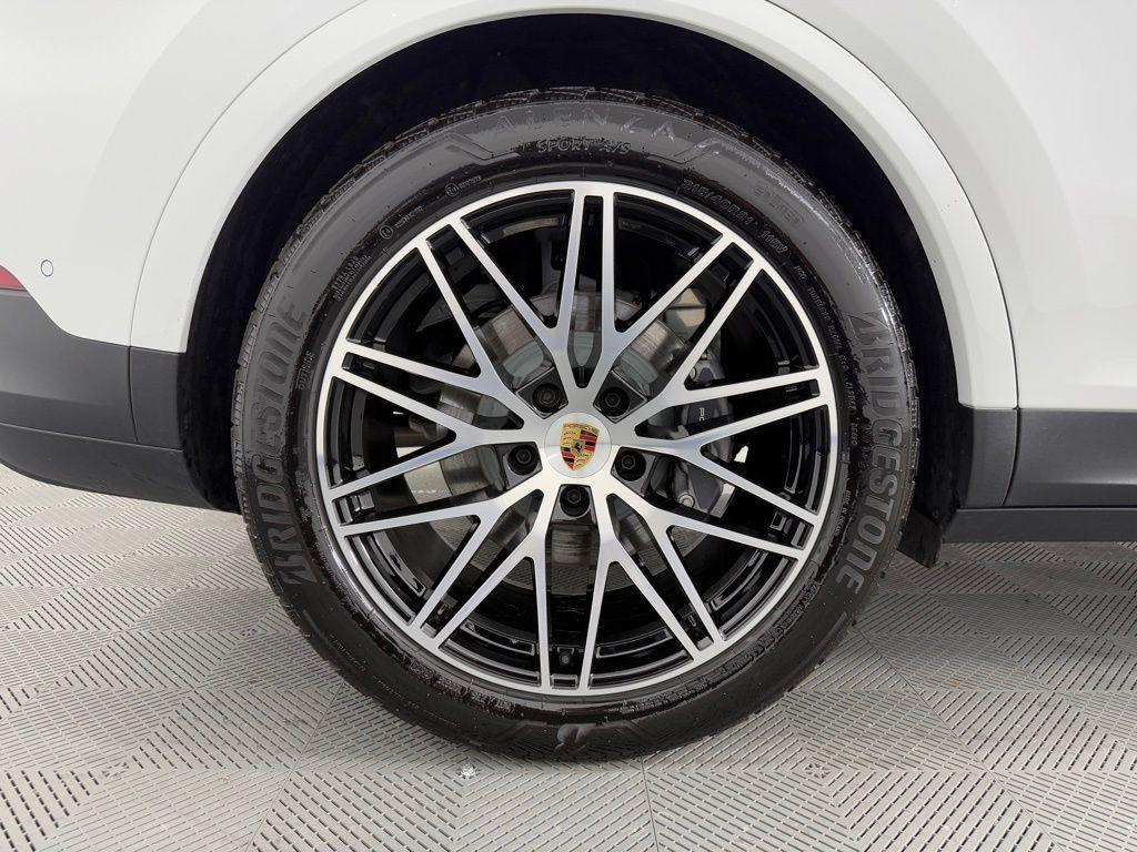 used 2025 Porsche Cayenne car, priced at $105,995