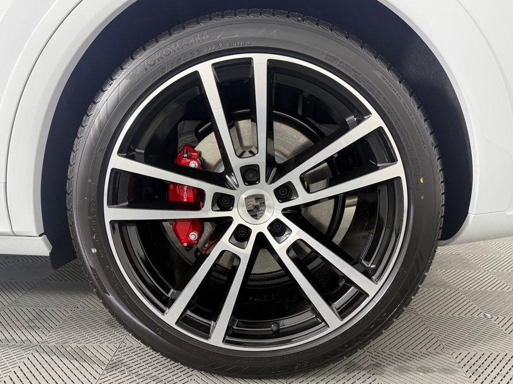 used 2025 Porsche Cayenne car, priced at $165,995