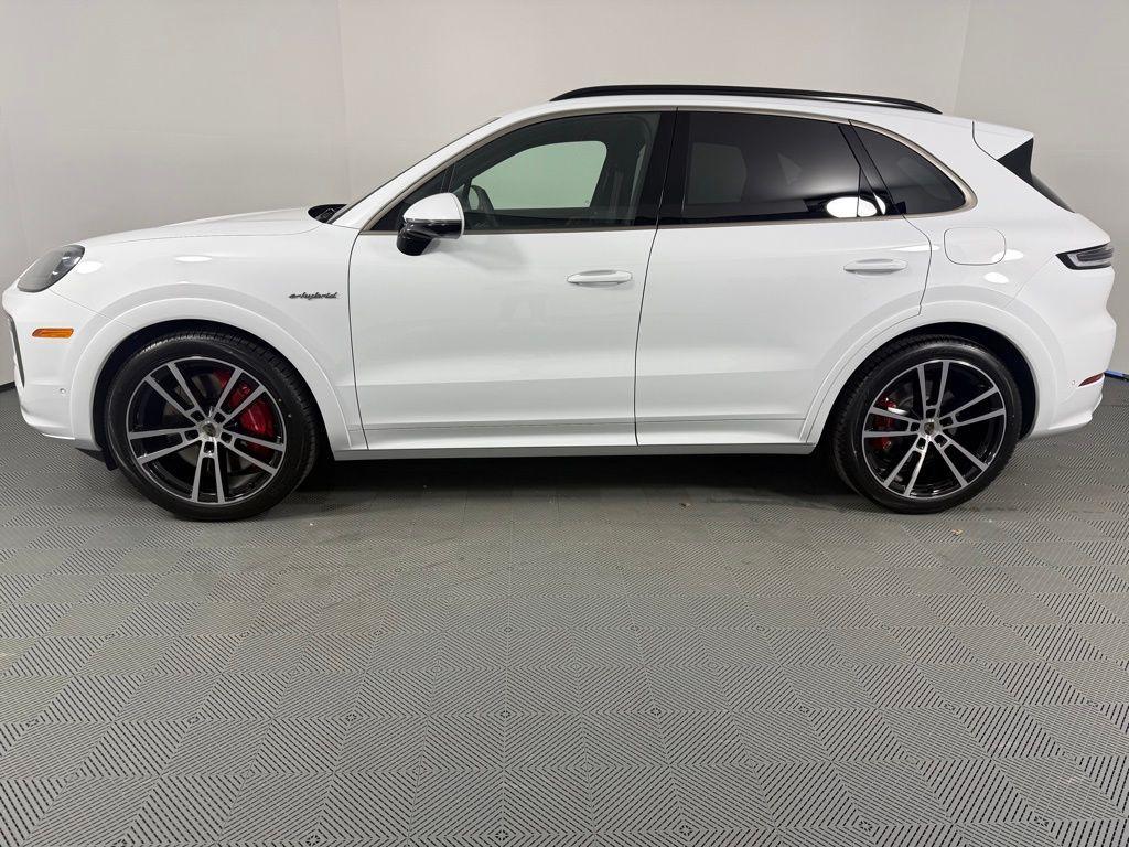 used 2025 Porsche Cayenne car, priced at $165,995
