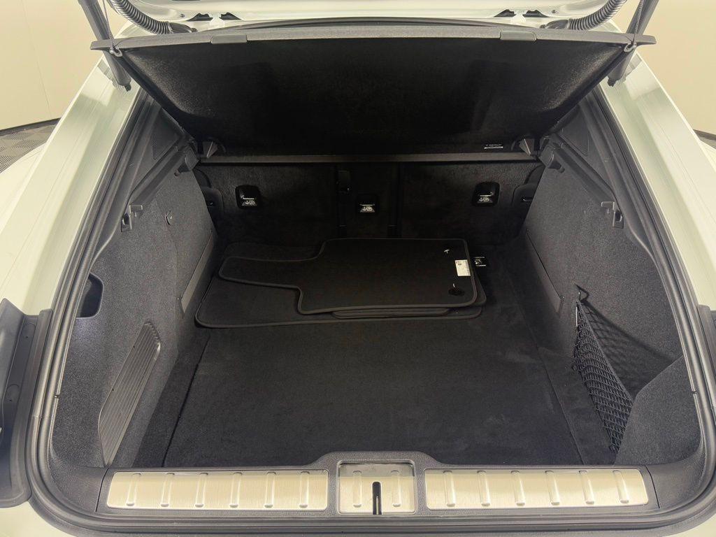 new 2026 Porsche Panamera car, priced at $141,710