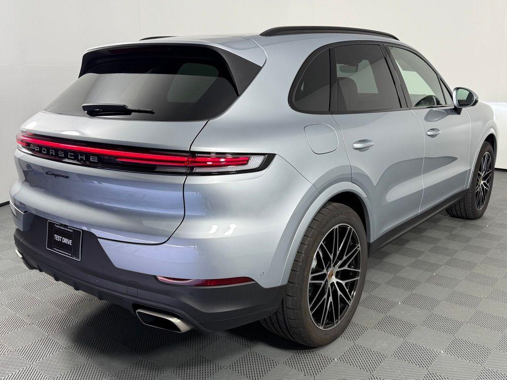 used 2025 Porsche Cayenne car, priced at $91,995