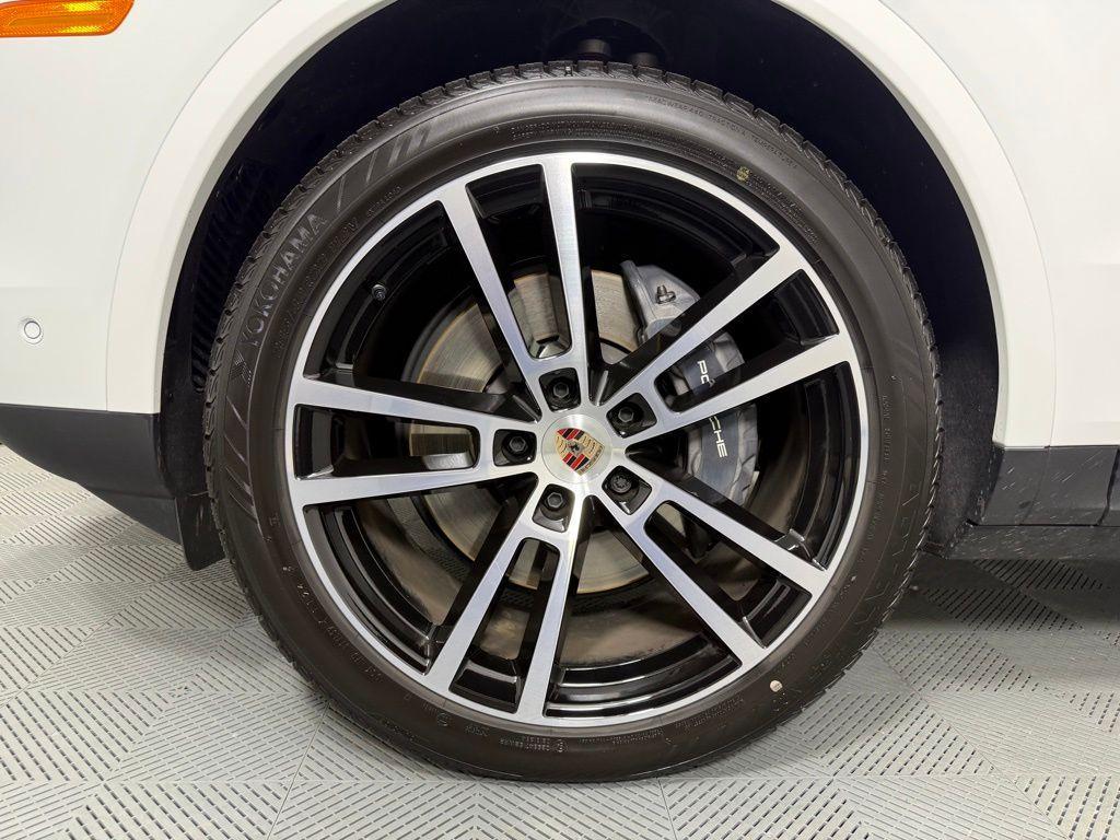used 2025 Porsche Cayenne car, priced at $89,495