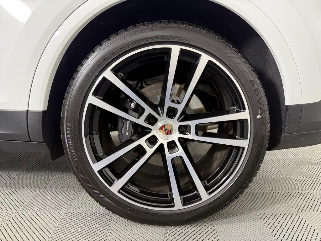 used 2025 Porsche Cayenne car, priced at $89,495