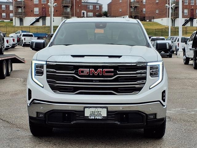 new 2025 GMC Sierra 1500 car, priced at $61,256