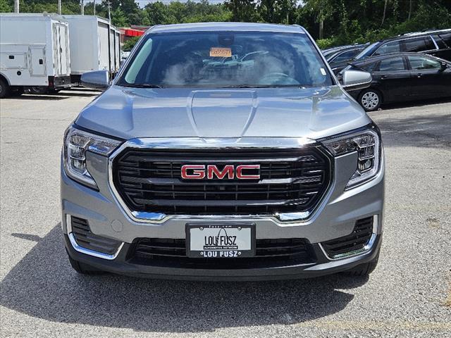 new 2024 GMC Terrain car, priced at $25,075