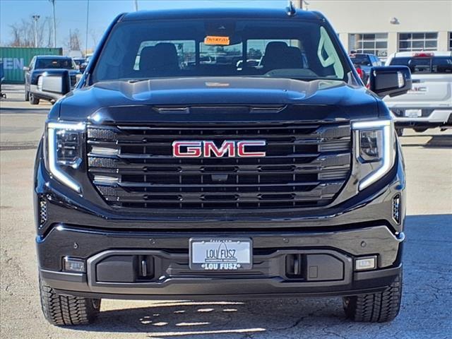 new 2025 GMC Sierra 1500 car, priced at $58,656