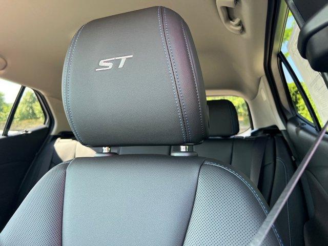 new 2026 Buick Encore GX car, priced at $25,975