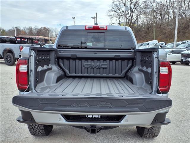 new 2024 GMC Canyon car, priced at $45,597